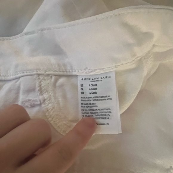 white curvy jean - Picture 2 of 3